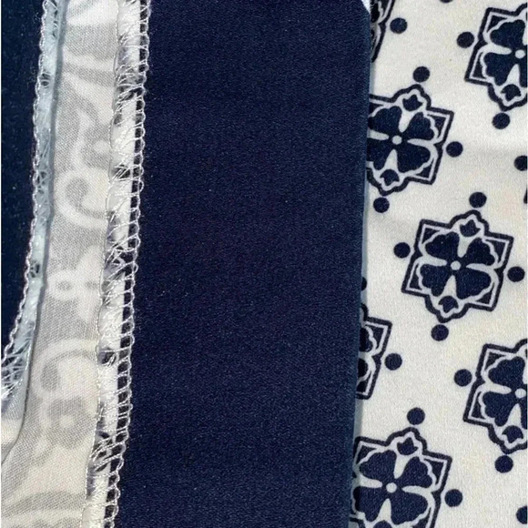 Talbots Black & White Print Straight Leg Crop Pants Side Zip Size 12 Like New - Picture 7 of 11